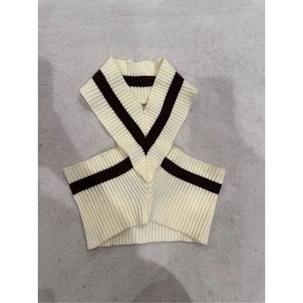 Cute women’s cropped top crop top size S brown and cream